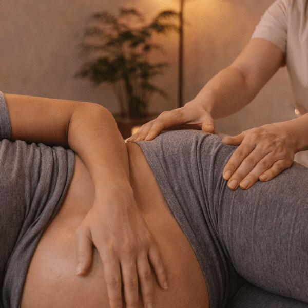 Hamile masajı rahatlatır, ağrıları hafifletir.